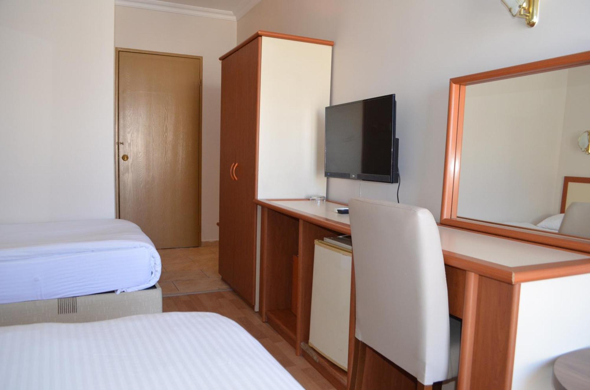 Grand Milano Hotel Ayvalı 部屋 写真